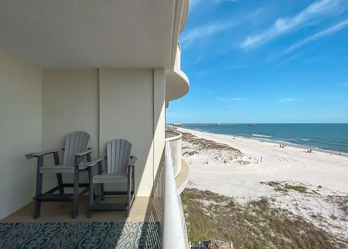 Royal Palms 403